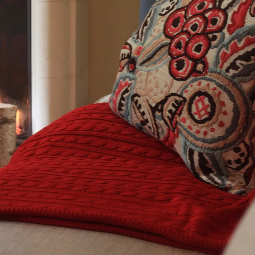 Cable Knit Throw Red