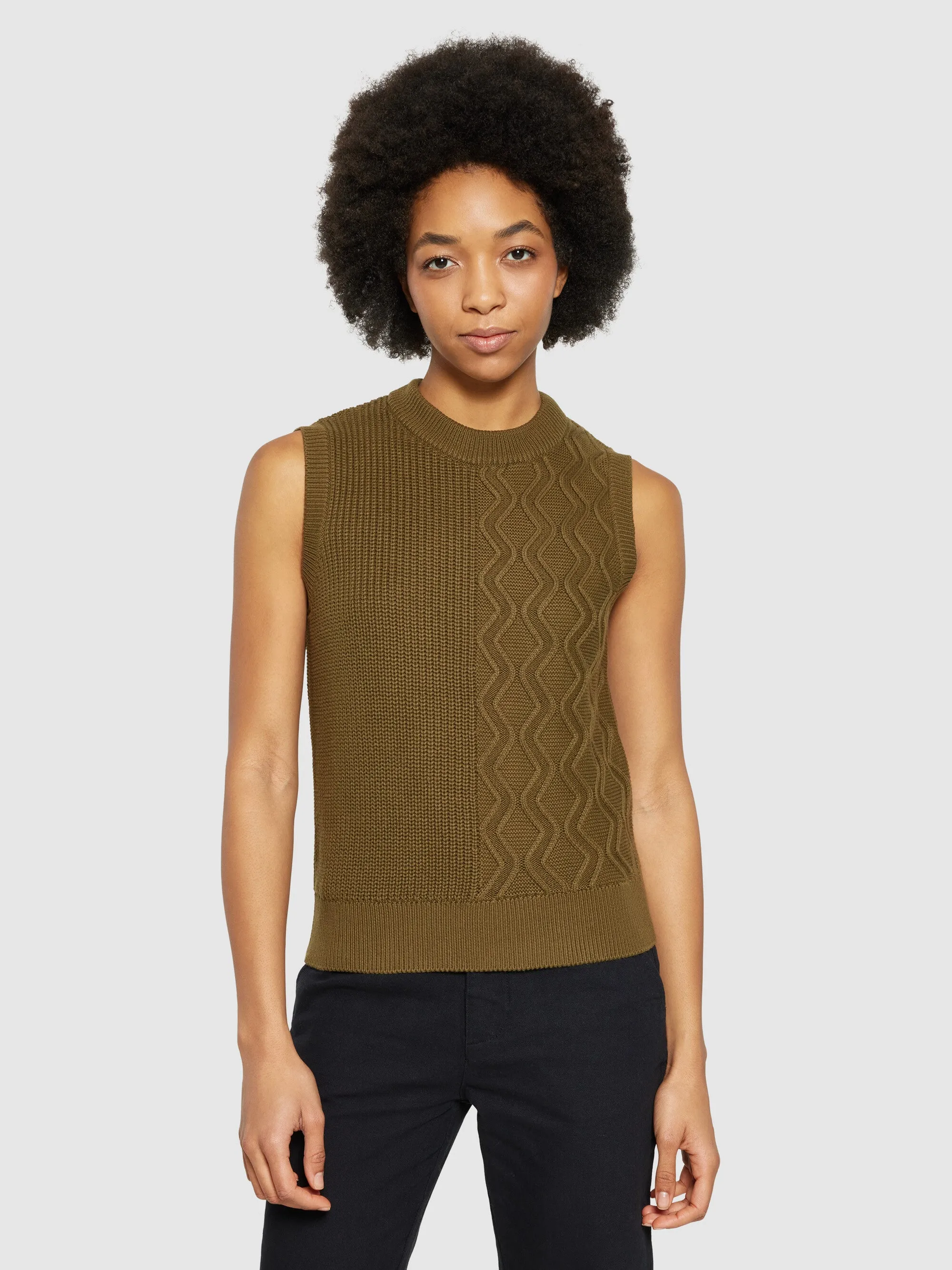 Cotton cable crew neck vest - Regenerative Organic Certified® - GOTS/Vegan - Dark Olive