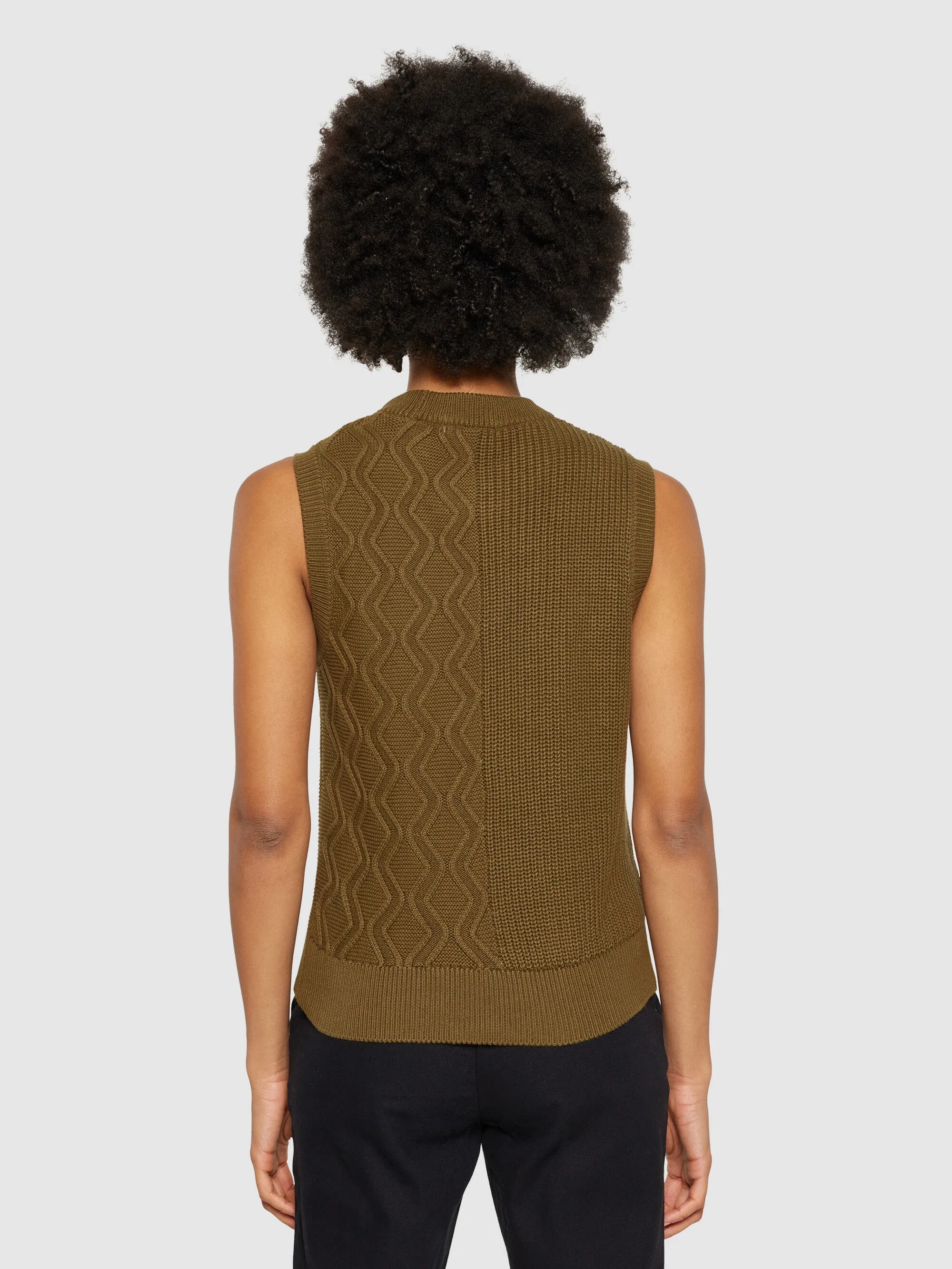 Cotton cable crew neck vest - Regenerative Organic Certified® - GOTS/Vegan - Dark Olive