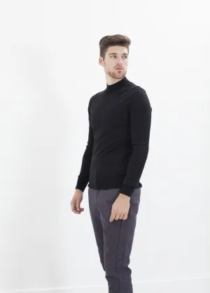 Merino Knit Turtleneck in Black